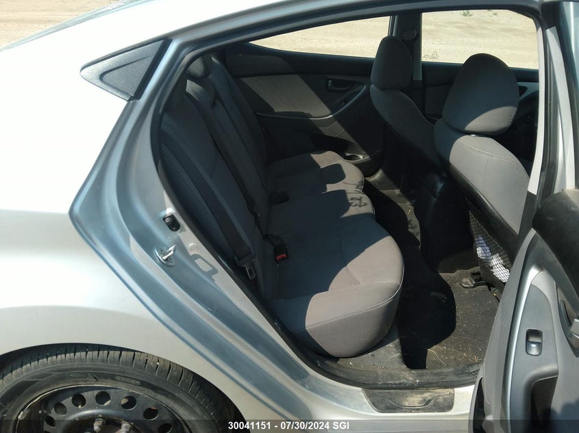 2014 Hyundai Elantra Se/Sport/Limited VIN: 5NPDH4AE7EH471004 Lot: 30041151