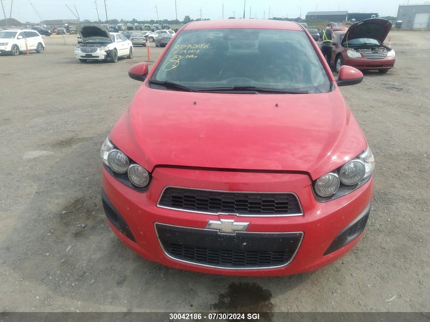 2014 Chevrolet Sonic Lt VIN: 1G1JC5EH1E4233613 Lot: 30042186