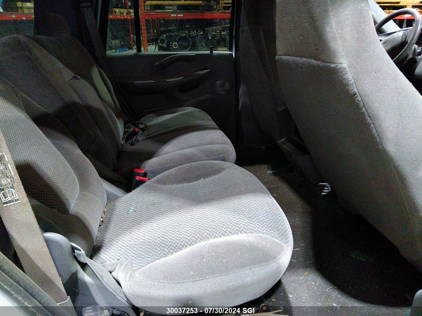 2002 Ford Expedition Xlt VIN: 1FMPU16L92LA44070 Lot: 30037253