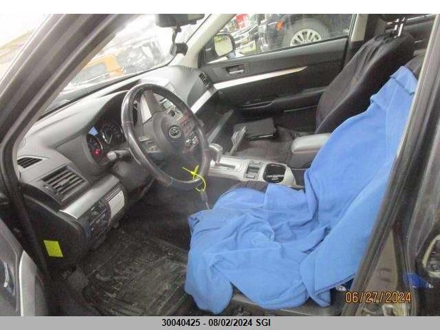 2010 Subaru Outback Premium VIN: 4S4BRGGCXA3323880 Lot: 30040425