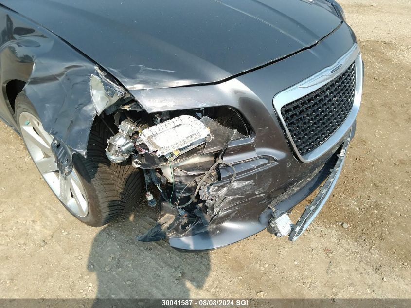 2013 Chrysler 300 Srt-8 VIN: 2C3CCAFJ2DH584854 Lot: 30041587