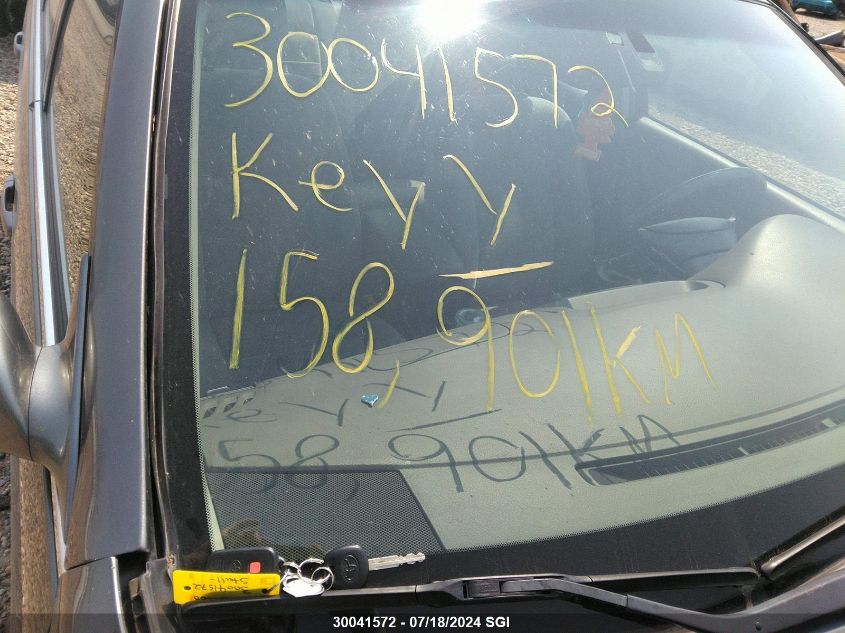 2003 Toyota Camry Le/Xle VIN: JTDBE30KX30145211 Lot: 30041572