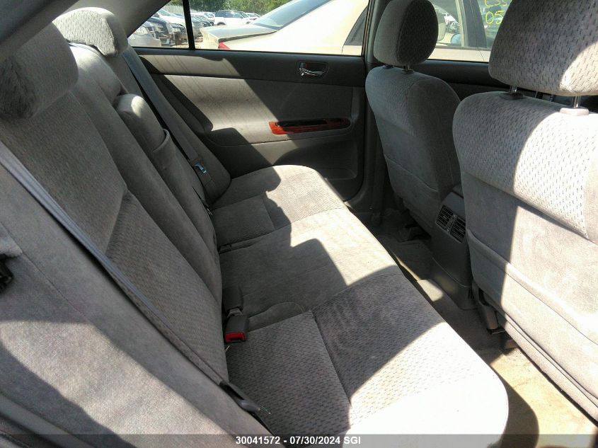 2003 Toyota Camry Le/Xle VIN: JTDBE30KX30145211 Lot: 30041572