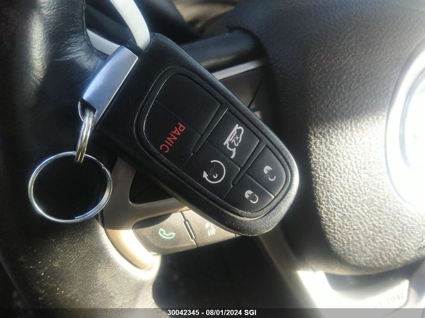 2016 Jeep Cherokee Latitude VIN: 1C4PJMCS3GW315785 Lot: 30042345