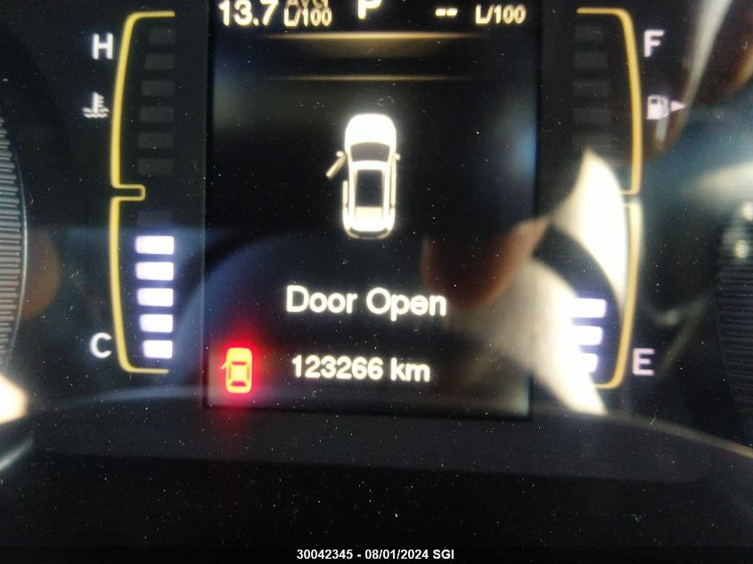 2016 Jeep Cherokee Latitude VIN: 1C4PJMCS3GW315785 Lot: 30042345