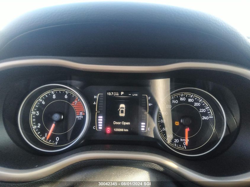 2016 Jeep Cherokee Latitude VIN: 1C4PJMCS3GW315785 Lot: 30042345