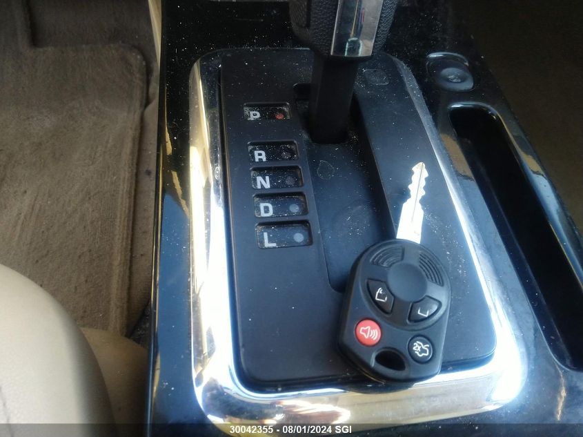 2010 Ford Escape Limited VIN: 1FMCU9EG9AKC87139 Lot: 30042355