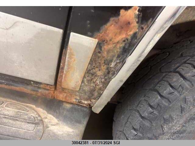 2006 Chevrolet Suburban K1500 VIN: 3GNFK16T06G210931 Lot: 30042381