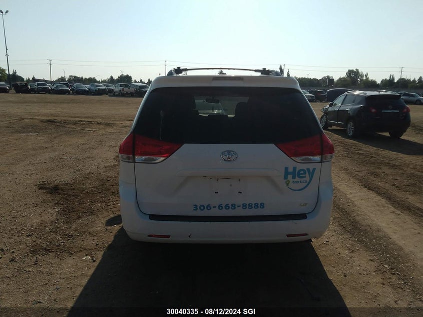 2014 Toyota Sienna Le VIN: 5TDKK3DC6ES440172 Lot: 30040335