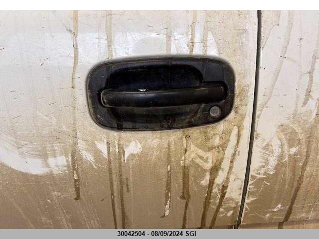 2005 GMC Sierra K2500 Heavy Duty VIN: 1GTHK29U15E145282 Lot: 30042504