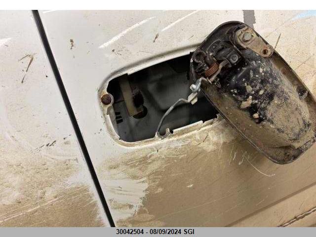 2005 GMC Sierra K2500 Heavy Duty VIN: 1GTHK29U15E145282 Lot: 30042504