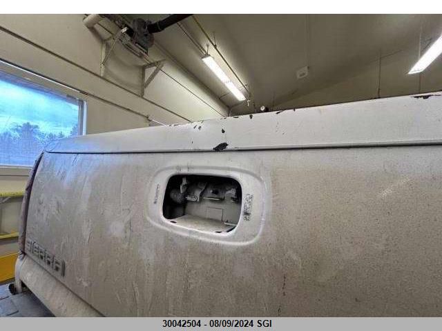 2005 GMC Sierra K2500 Heavy Duty VIN: 1GTHK29U15E145282 Lot: 30042504