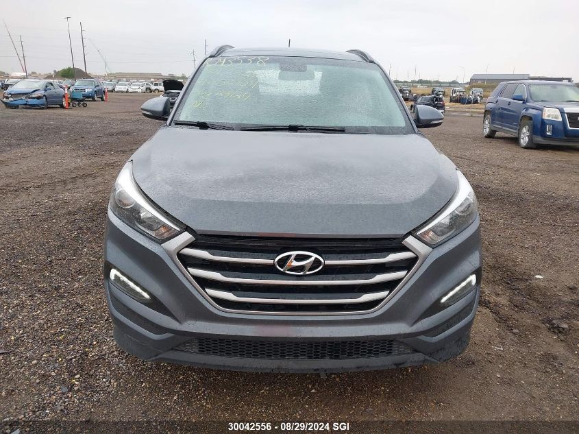 2017 Hyundai Tucson Limited/Sport And Eco/Se VIN: KM8J3CA48HU257924 Lot: 30042556