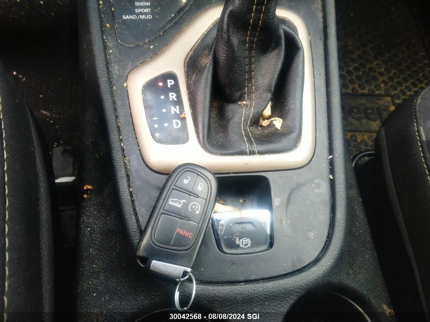 2015 Jeep Cherokee Latitude VIN: 1C4PJMCSXFW540039 Lot: 30042568