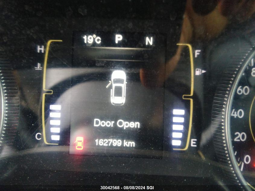 2015 Jeep Cherokee Latitude VIN: 1C4PJMCSXFW540039 Lot: 30042568