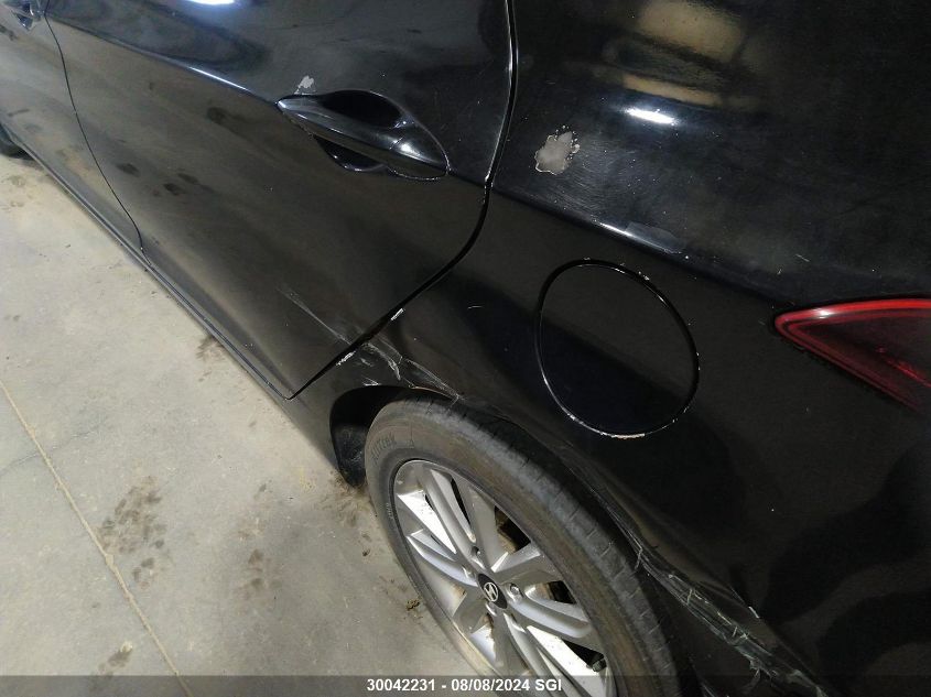 2015 Hyundai Elantra Se/Sport/Limited VIN: KMHDH4AE4FU242914 Lot: 30042231