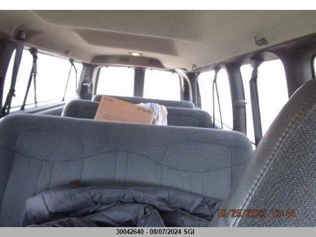 2002 Chevrolet Express G3500 VIN: 1GAHG39RX21179106 Lot: 30042640