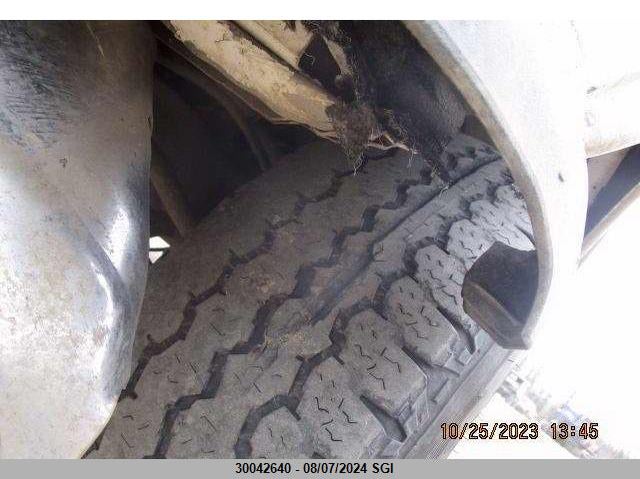 2002 Chevrolet Express G3500 VIN: 1GAHG39RX21179106 Lot: 30042640