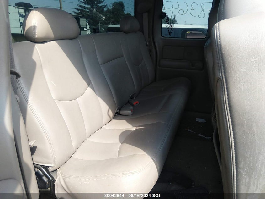 2004 Chevrolet Silverado K1500 VIN: 2GCEK19T341160676 Lot: 30042644