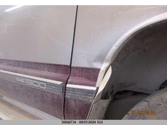 1998 GMC Sierra K1500 VIN: 1GTEK19R0WE524123 Lot: 30042734