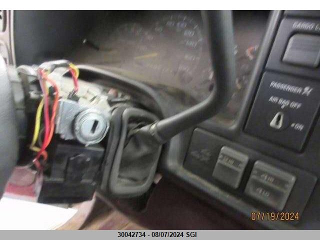 1998 GMC Sierra K1500 VIN: 1GTEK19R0WE524123 Lot: 30042734