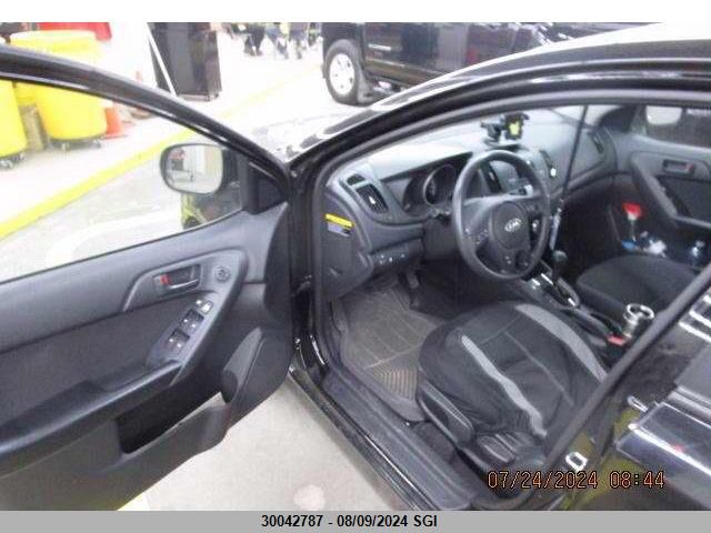 2010 Kia Forte Ex VIN: KNAFU4A29A5200981 Lot: 30042787