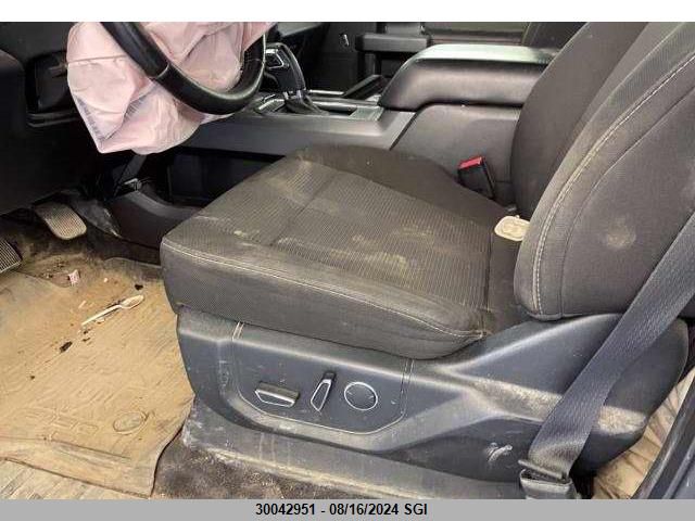 2017 Ford F150 Supercrew VIN: 1FTFW1EG0HKD55870 Lot: 30042951