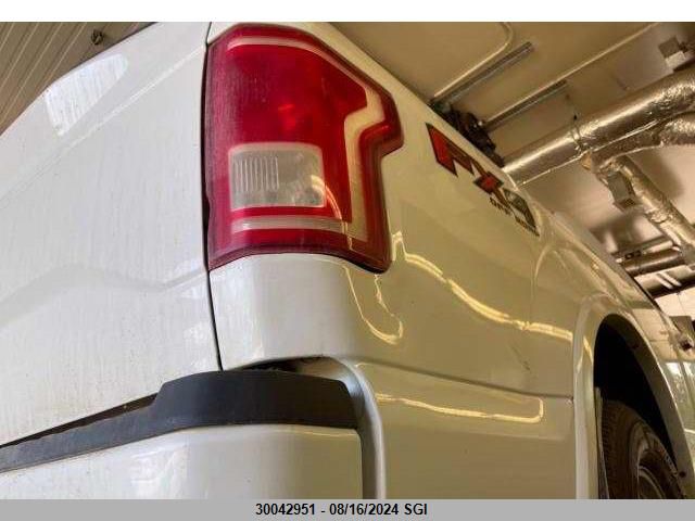 2017 Ford F150 Supercrew VIN: 1FTFW1EG0HKD55870 Lot: 30042951