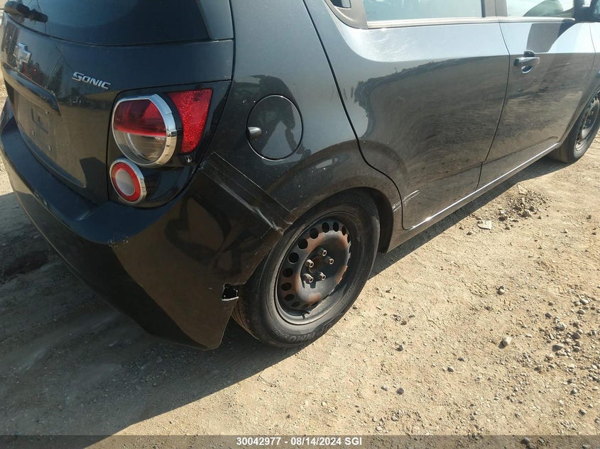 2014 Chevrolet Sonic Ls VIN: 1G1JA6EH0E4149214 Lot: 30042977