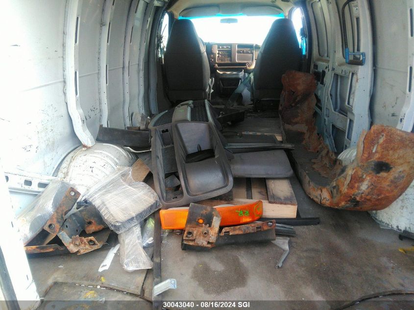 2007 Chevrolet Express G2500 VIN: 1GCGG25V071212038 Lot: 30043040