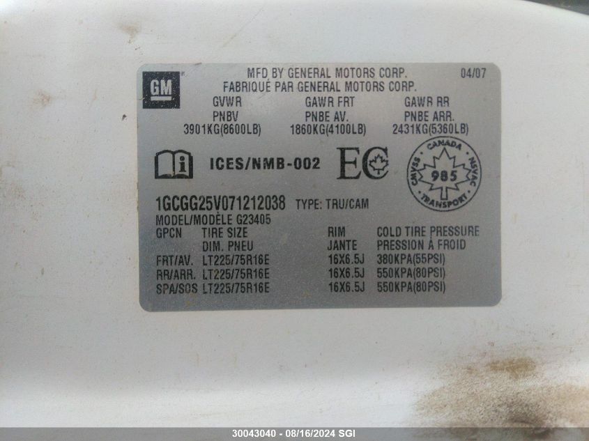 2007 Chevrolet Express G2500 VIN: 1GCGG25V071212038 Lot: 30043040