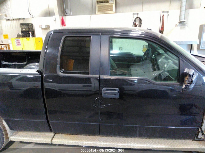 2011 Ford F150 Super Cab VIN: 1FTFX1EF5BFA21273 Lot: 30036454