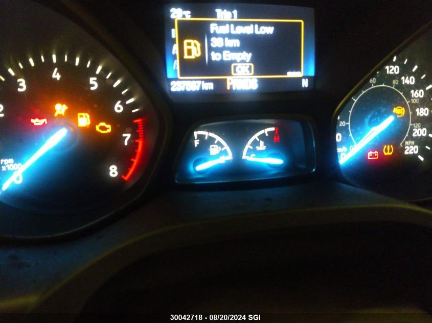 2017 Ford Escape Se VIN: 1FMCU9GD2HUD00699 Lot: 30042718