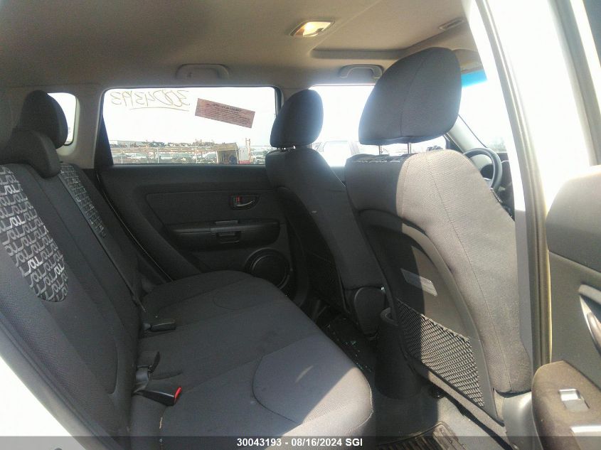 2011 Kia Soul +/!/Sport VIN: KNDJT2A20B7347930 Lot: 30043193