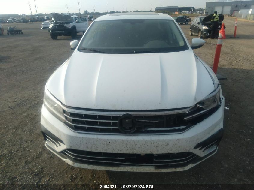 2017 Volkswagen Passat Highline W/ R-Line VIN: 1VWET7A33HC013525 Lot: 30043211