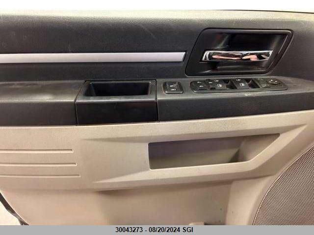 2010 Dodge Grand Caravan Se VIN: 2D4RN4DX8AR364877 Lot: 30043273