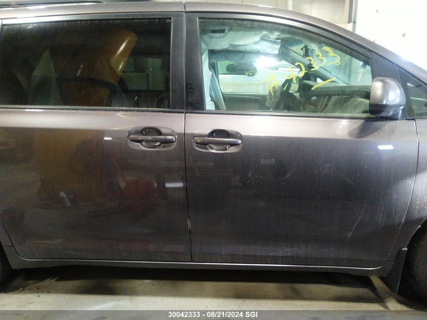 2016 Toyota Sienna Le VIN: 5TDKK3DC9GS726021 Lot: 30042333