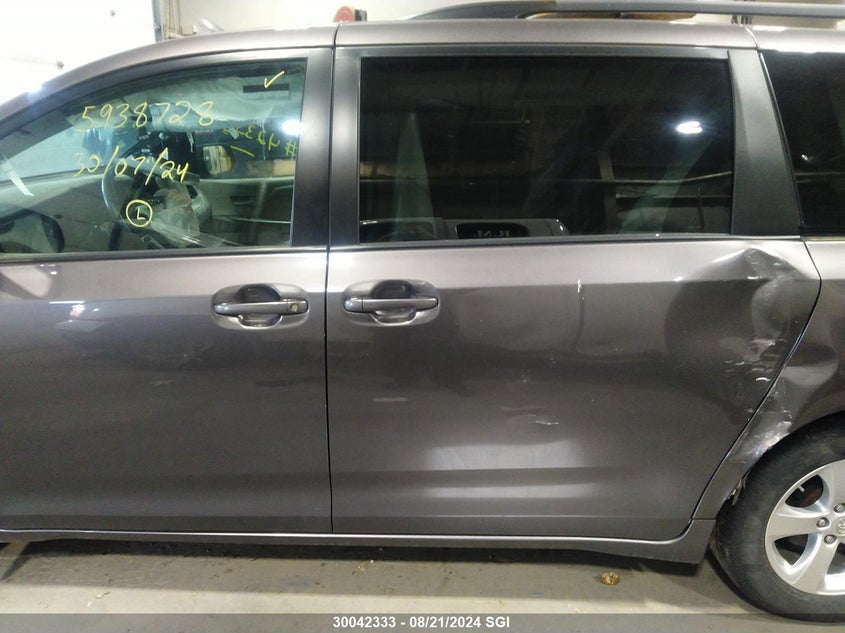 2016 Toyota Sienna Le VIN: 5TDKK3DC9GS726021 Lot: 30042333