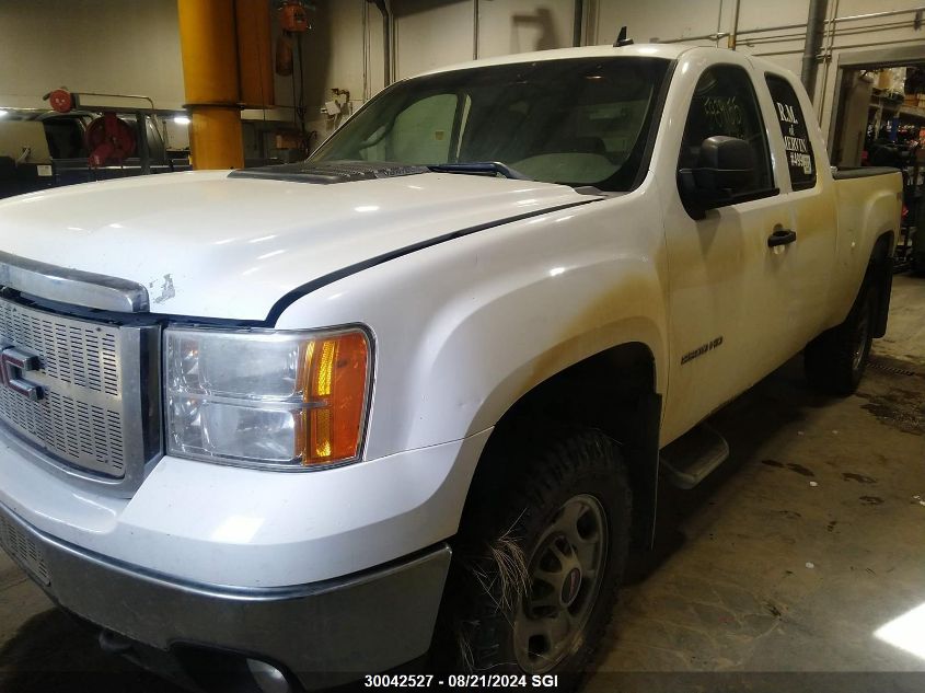 2013 GMC Sierra K2500 Heavy Duty VIN: 1GT22ZCG3DZ286590 Lot: 30042527