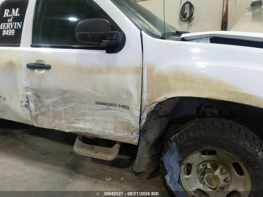 2013 GMC Sierra K2500 Heavy Duty VIN: 1GT22ZCG3DZ286590 Lot: 30042527