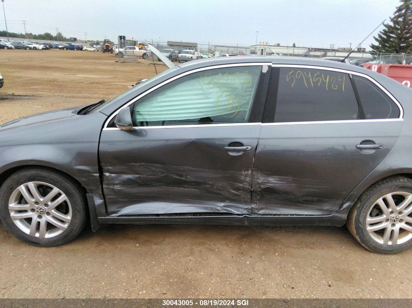 2007 Volkswagen Jetta 2.5 Option Package 2 VIN: 3VWDF81K27M136357 Lot: 30043005