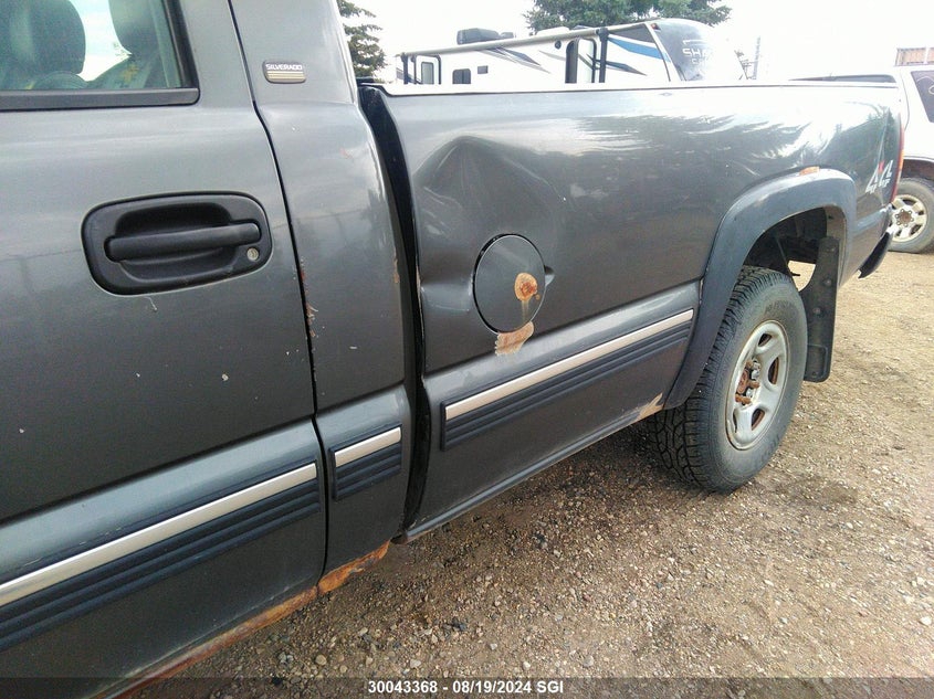 2001 Chevrolet Silverado K1500 VIN: 1GCEK14W81Z187599 Lot: 30043368