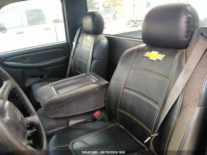 2001 Chevrolet Silverado K1500 VIN: 1GCEK14W81Z187599 Lot: 30043368