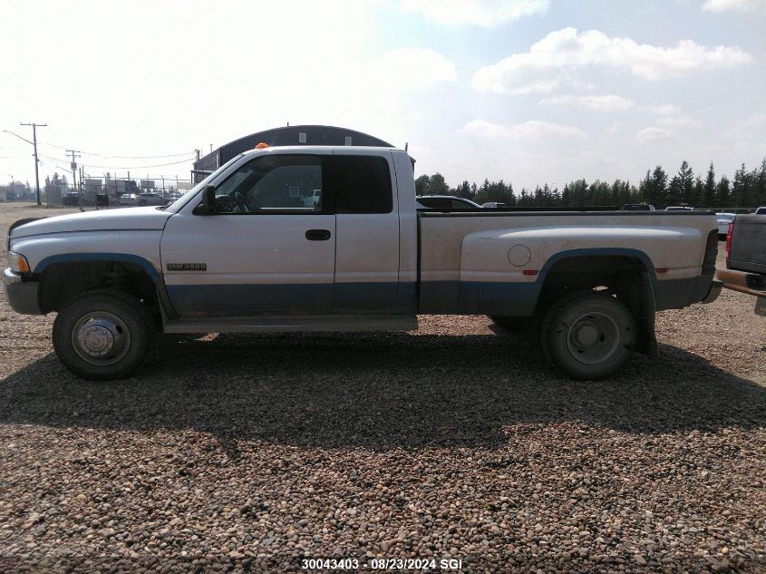 1998 Dodge Ram 3500 VIN: 1B7MF3369WJ220578 Lot: 30043403
