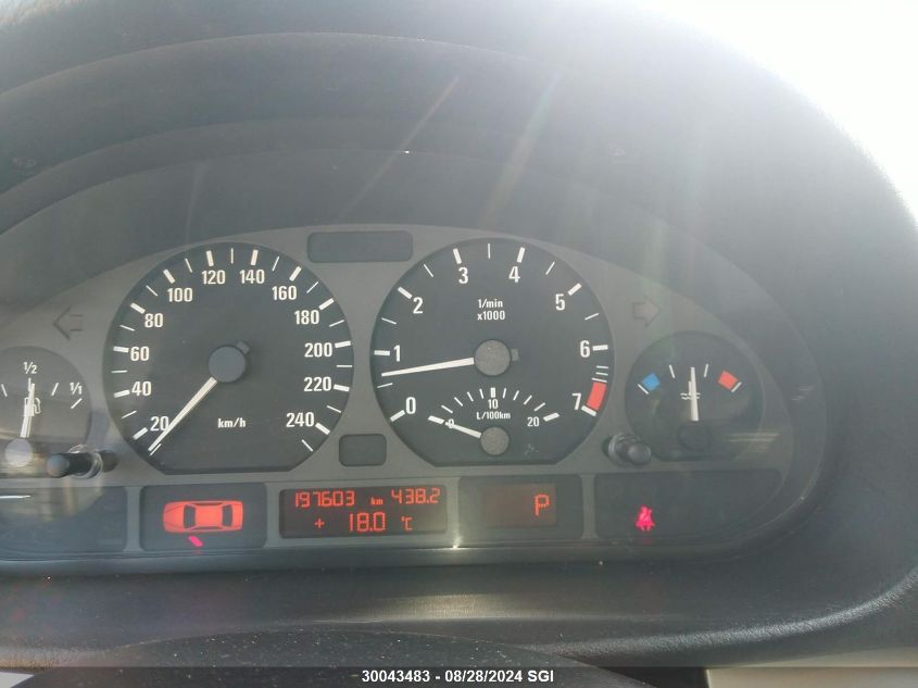 2005 BMW 325 I VIN: WBAEV33415KX13165 Lot: 30043483