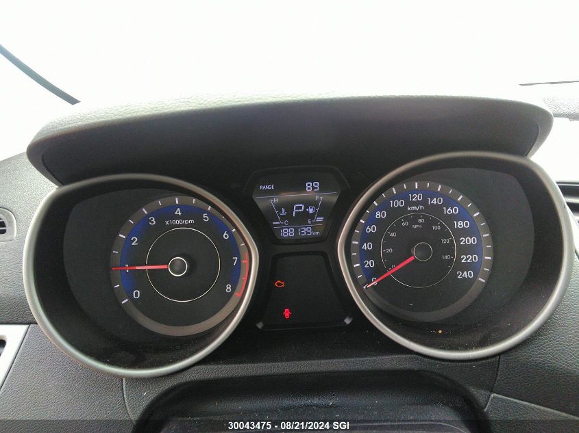 2015 Hyundai Elantra Se/Sport/Limited VIN: KMHDH4AH1FU305994 Lot: 30043475