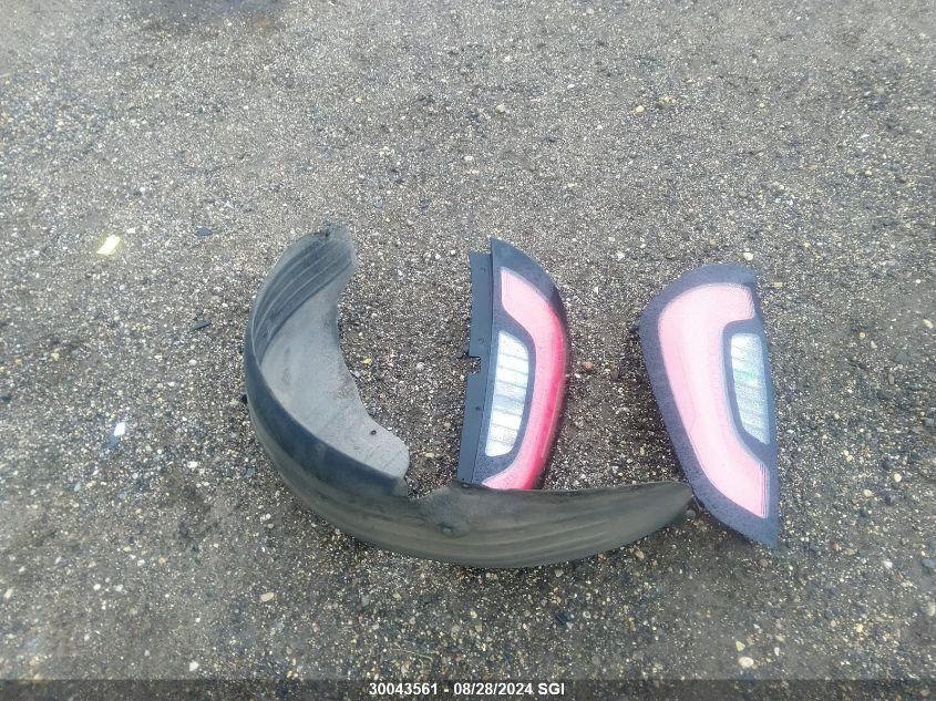 2017 Kia Soul + VIN: KNDJP3A51H7877322 Lot: 30043561