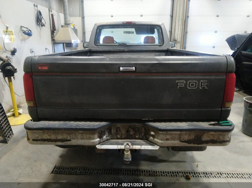 1995 Ford F250 VIN: 2FTHF26H5SCA15860 Lot: 30042717