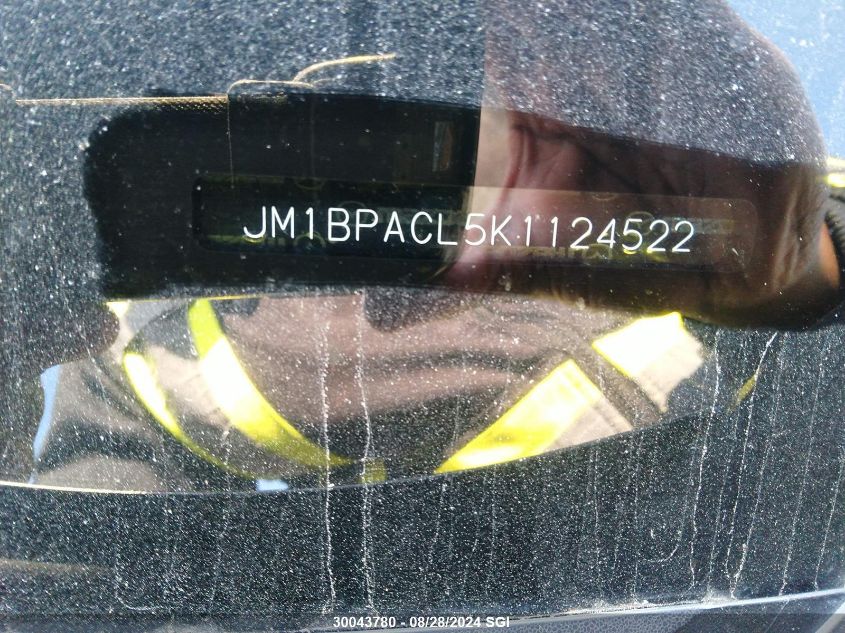 2019 Mazda 3 Preferred Plus VIN: JM1BPACL5K1124522 Lot: 30043780