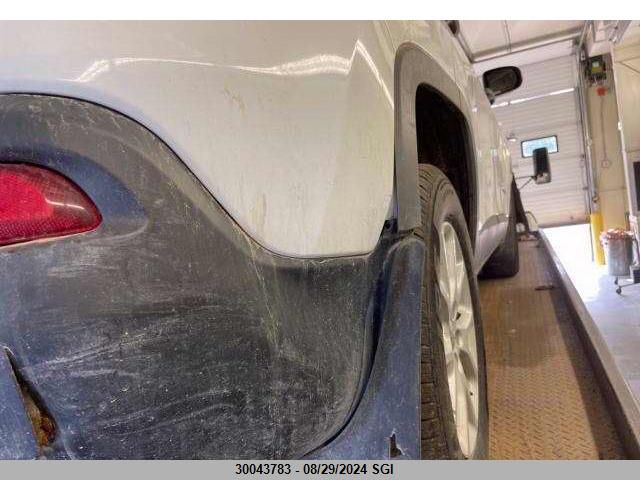 2018 Jeep Cherokee Sport VIN: 1C4PJMAX2JD616792 Lot: 30043783